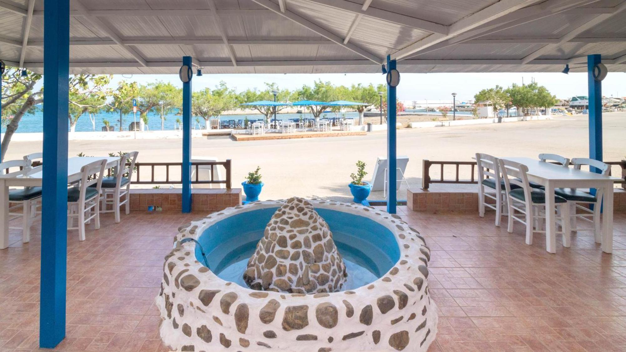 Minoa Sea Rooms Tsoútsouros エクステリア 写真