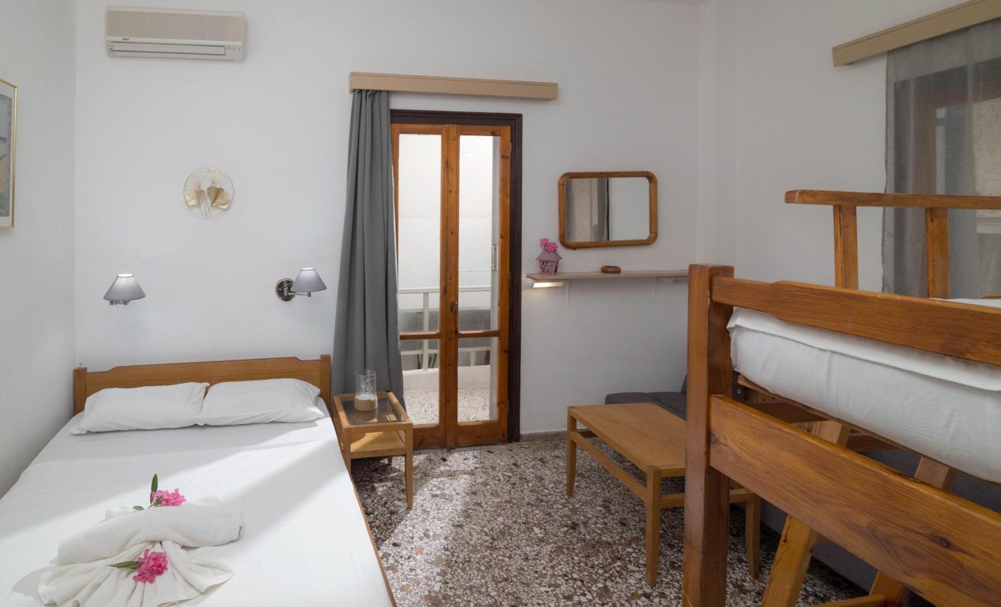 Minoa Sea Rooms Tsoútsouros 部屋 写真
